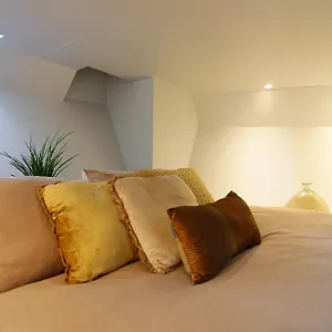 Najade Eco Houseboat Amsterdam